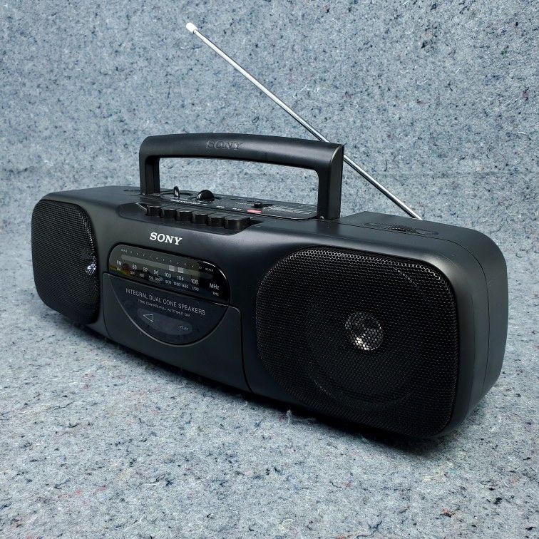 *Working!!** Vintage Sony CFS-B11 Portable AM/FM Radio Cassette-Corder Boombox Dual Cone Speakers