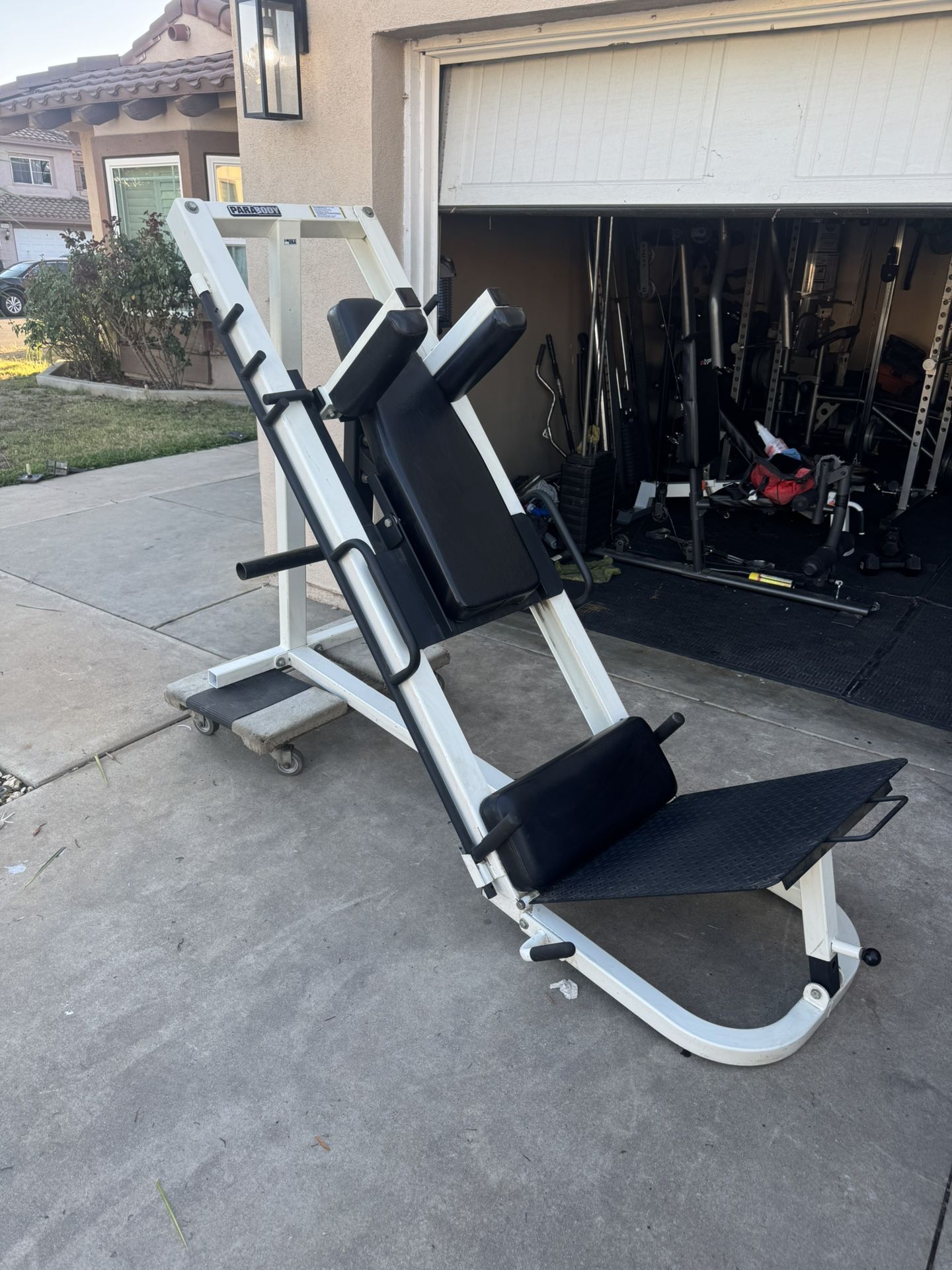 Commercial Parabody leg press/half squat for Olympic weights