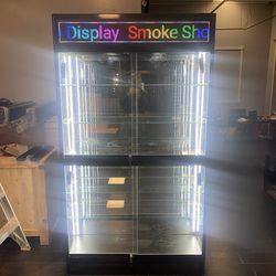 Display showcase - Glass showcase  with digital sign