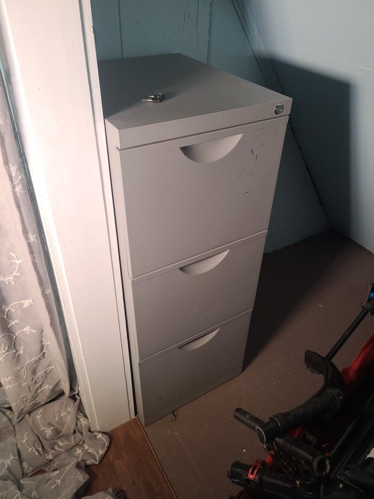 Filing Cabinet 