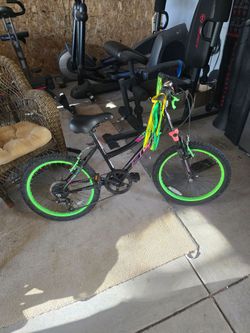 Girls bike