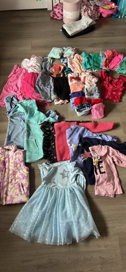 4-6 t girl clothes bundle- make an offer- first comes first served. Bonita Ill take the best offer