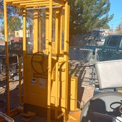 Prime  Electric 12 Volts Fork Lift Working 