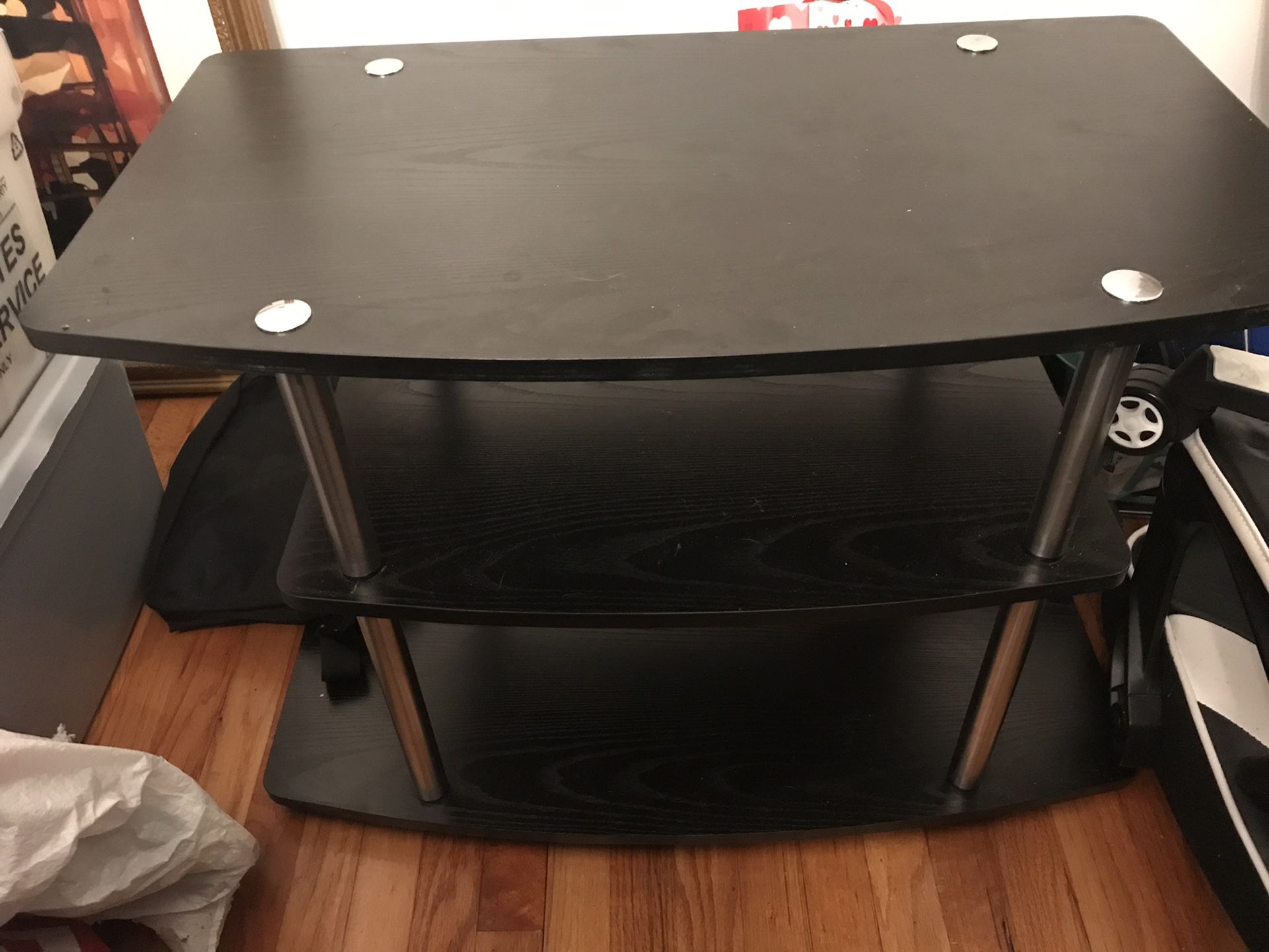 3 Tier T V Stand