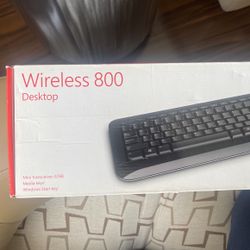 Microsoft Wireless 800 Desktop Keyboard   No Transceiver No Mouse