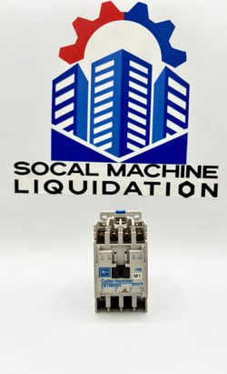 Cutler Hammer / CE15BNS3 / 3-Pole Contactor 110V 50Hz 120V 60Hz