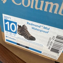 Columbia Redmond Mid Waterproof Hiking Boots – Men’s Size 10 (New in Box)