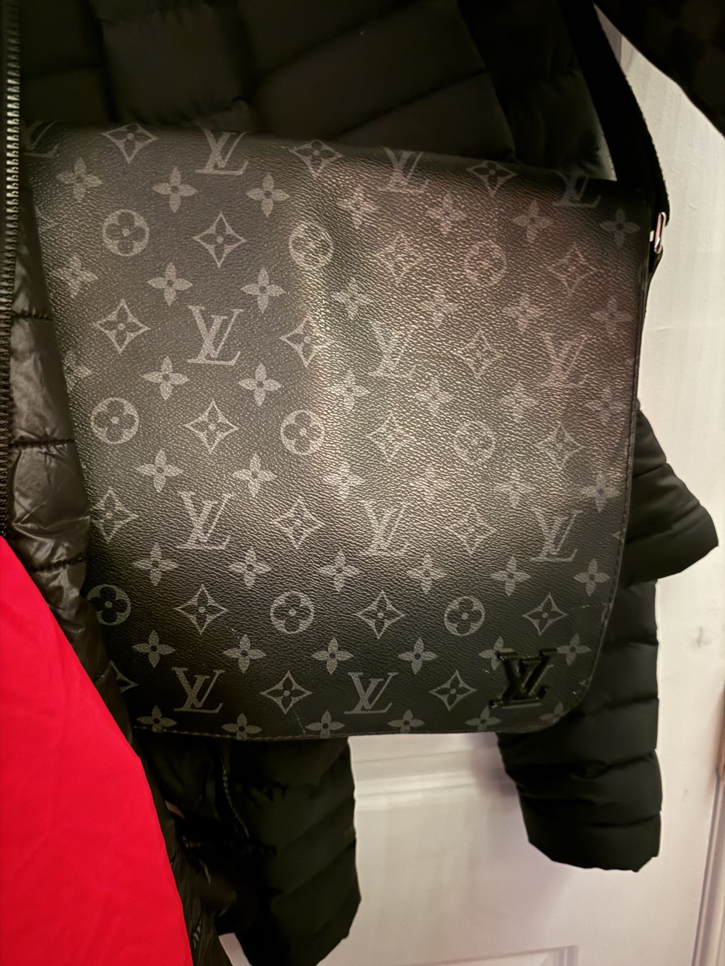 Louis Vuitton Messenger
