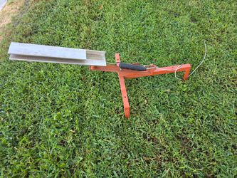Manual Clay Pigeon Target Thrower – Spring-Loaded Clay Trap