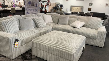 Grey Fuzzy Soft Corduroy Mammoth Sectional (Ottoman Not Included) 