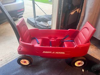 Radio flyer wagon