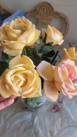 Realistic Flower/ Flores Realisticas