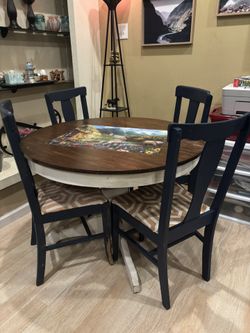 Table Set With 4 Chairs