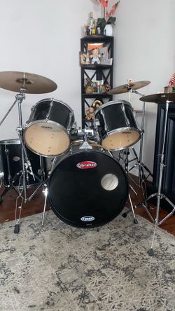 Black Evan’s rockstar set