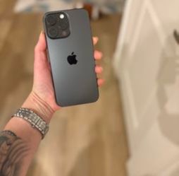 iPhone 16 Pro Max 256 GB (fully unlocked)
