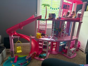 Barbie Dreamhouse