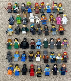 Lego complete minfigure bundle