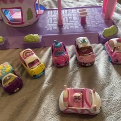 Shopkins Cutie Cars Drive Thru Diner Play Set With 5 Cars 