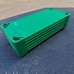 KIDS COTS ---ECR4KIDS.    STACKABLE