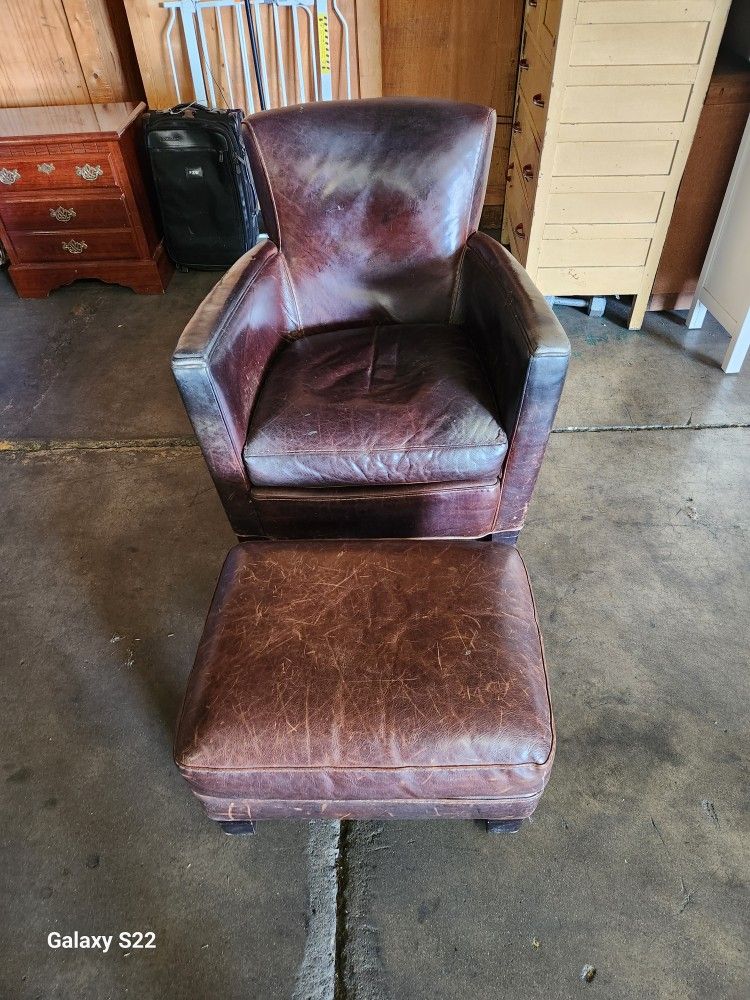 Leather Chair And Ottoman Crate & Barre 75 OBOl