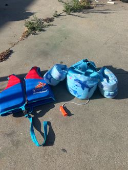 Kids swimming vest