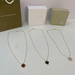 Van Cleef Necklace Gold Single Charm Chain