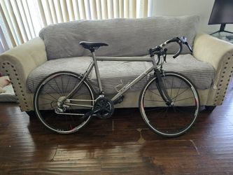 Litespeed Tachyon Titanium 650c Road Bike – Shimano 105/Ultegra Build – Carbon Fork