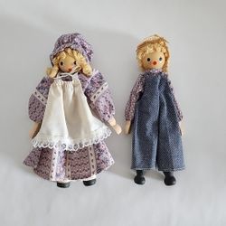 Pair of Clothespin Dolls with Movable/Jointed Arms and Legs