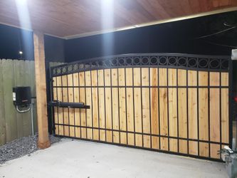 Swing Gate metal/wood and Swing Opener