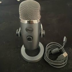 blue yeti microphone 