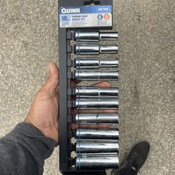 1/2 Sockets