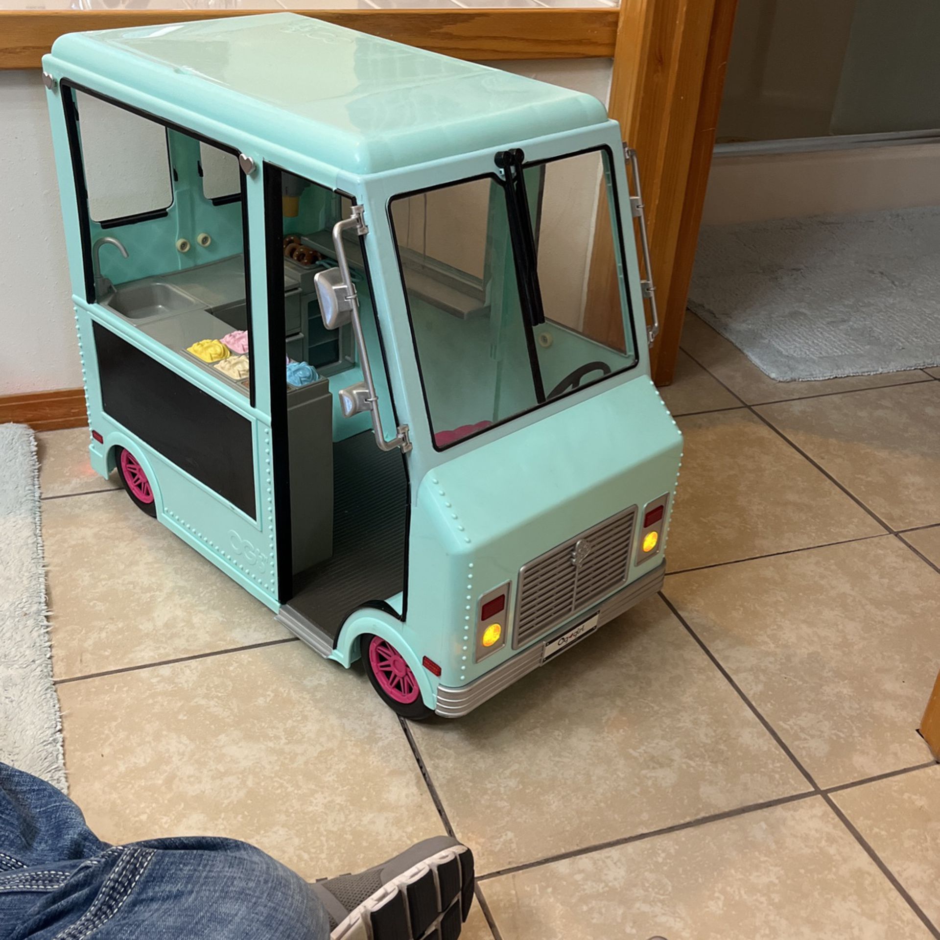 Ice Cream Doll Truck 