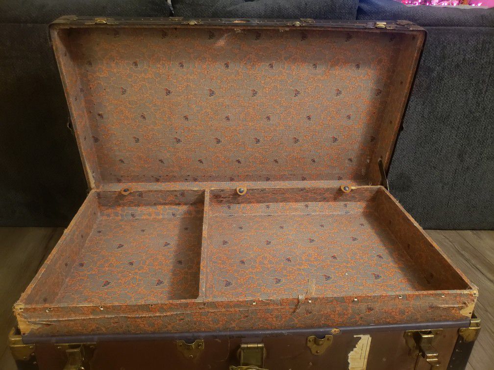 Eveleigh steamer trunk, wardrobe trunk , 1900-1920 for Sale in Ravensdale,  WA - OfferUp