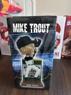 Mike Trout Quakes Bobblehead