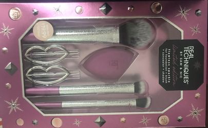 Real Techniques brush set new