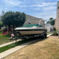 2001 Glastron GX 205 Boat