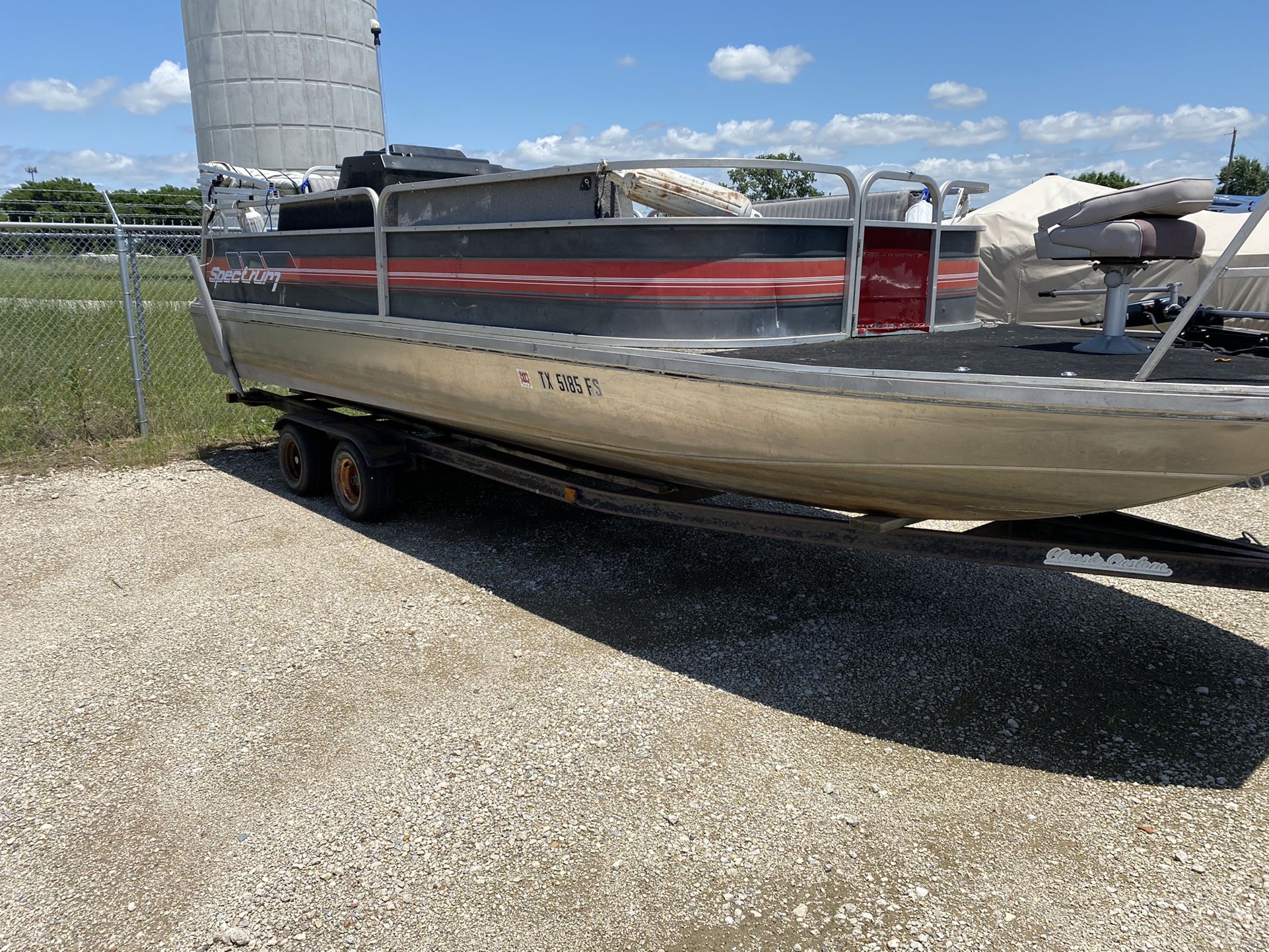 Photo 1990 Spectrum 23ft Pontoon Boat With 120hp Evinrude Engine Runs Great Lost Key