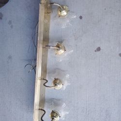 1  light fixtures good shape