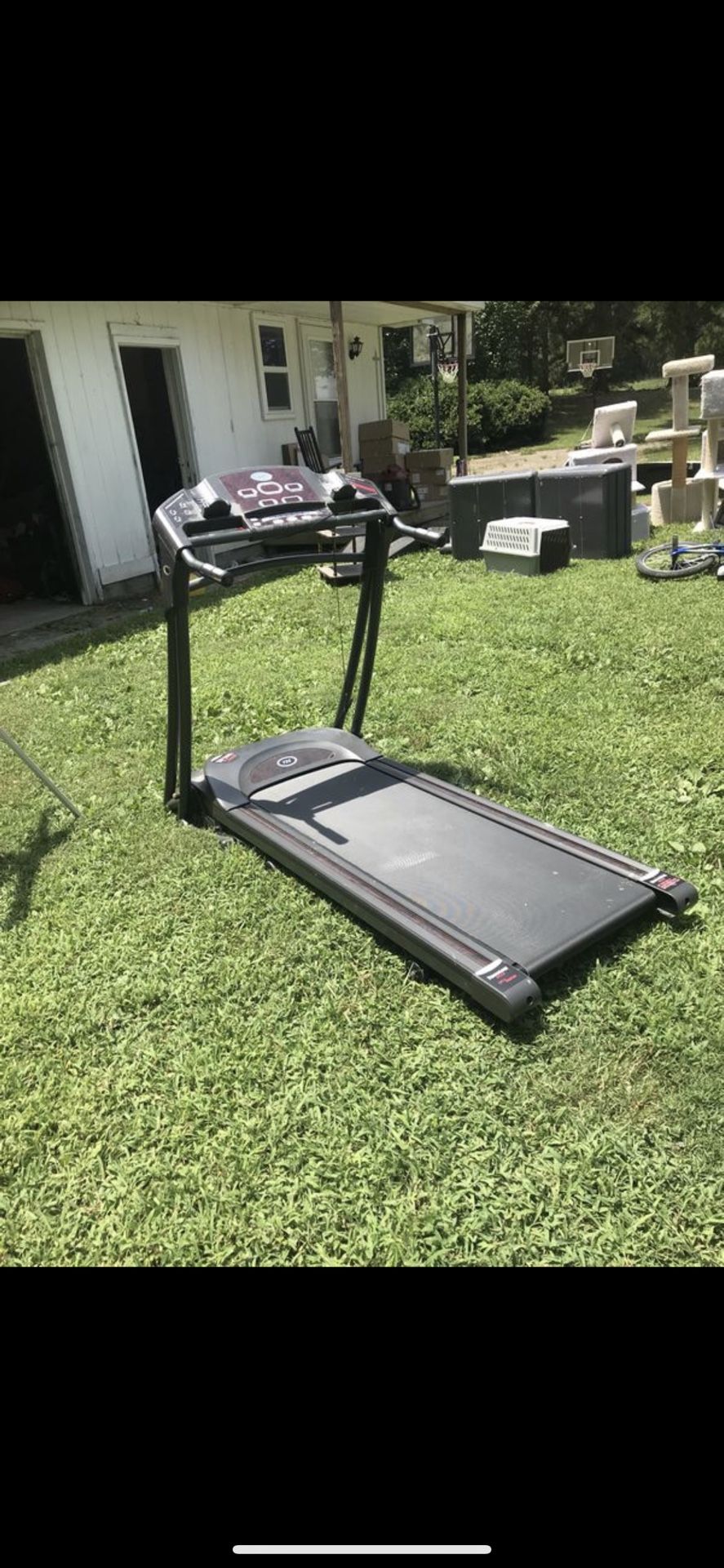 Treadmill (belt slips...will need work done to it) for Sale in