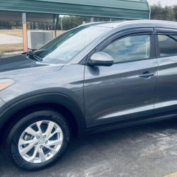 2019 Hyundai Tucson Essential AWD With Safety