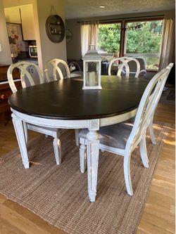 Gorgeous dining set