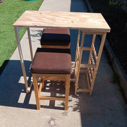 Bar Table With Stools