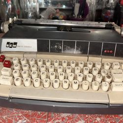 Smith Corna Electra 220 Electric Type Writer