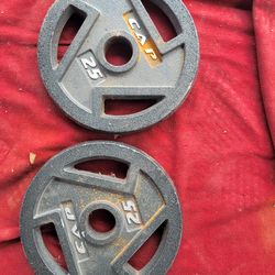 CAPS. 50Lbs 2" HOLE OLYMPIC PLATES. 2-25s. 
11525 S  HALSTED/ 7111.S WESTERN WALGREENS 
50$ CASH ONLY AS IS