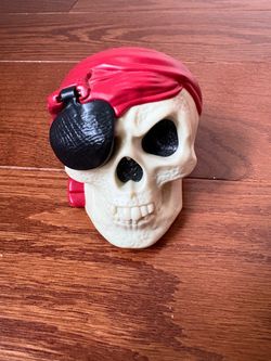 Disney Pirates of the Caribbean Skull Toy 2006 McDonalds Happy Meal Aye Ball