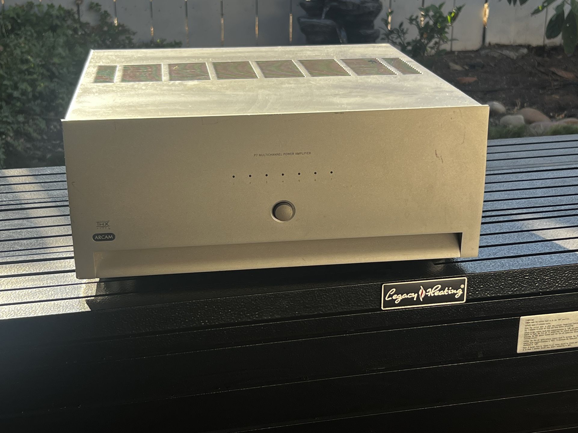 Arcam FMJ P7