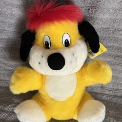 1999 12” Dog Yellow With Hat
