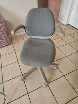 Computer chair