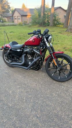 Harley Davidson sportster 883