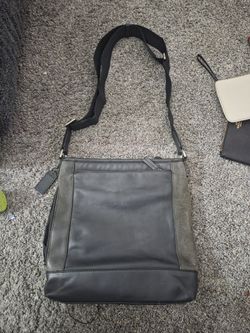 Coach Classic Camden Tech Leather File Messenger Bag Crossbody.
